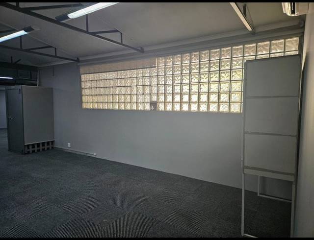 BUSINESS PROPERTY TO RENT IN RIETONDALE